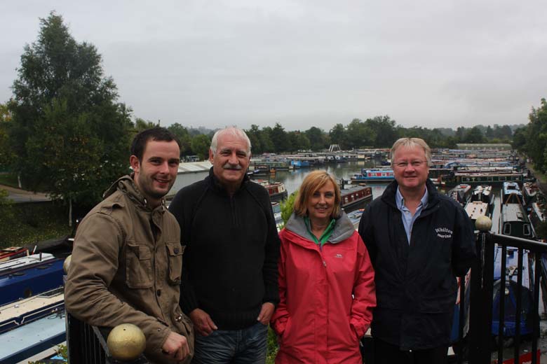 The-Tucker-family-new-owners-of-canalboat-queenie